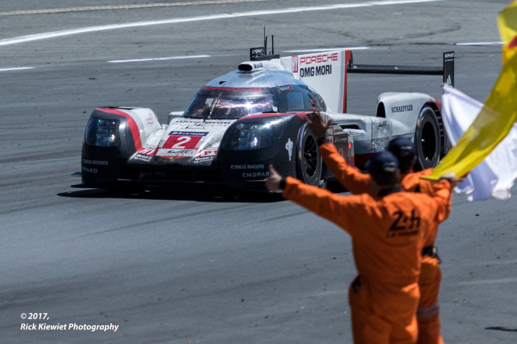 #2 Porsche 919 Hybrid | Brendon Hartley / Timo Bernhard / Earl Bamber