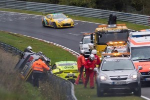 Manthey Racing Porsche 911 GT3 R - K. Estre / M. Cairoli